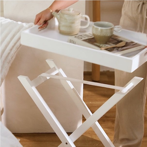 Butlers tray with removable tray